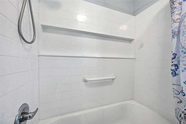 321 Hidden Valley Trail, Sherman, TX 75092