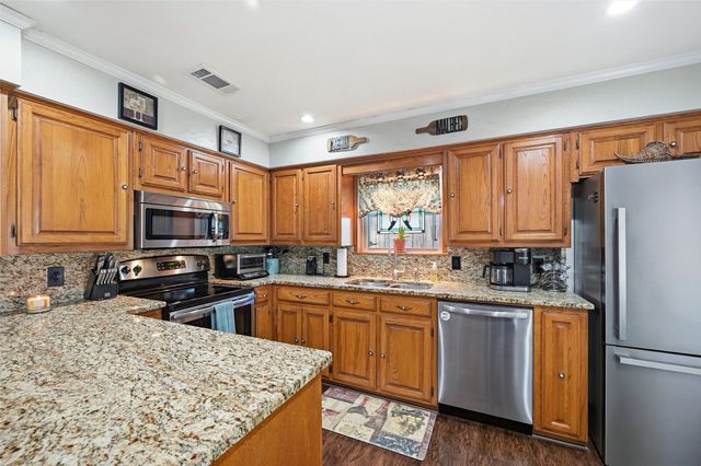 321 Hidden Valley Trail, Sherman, TX 75092