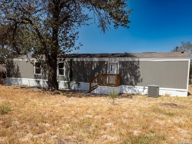 4634 Waterwood Pass Drive, San Antonio, TX 78112