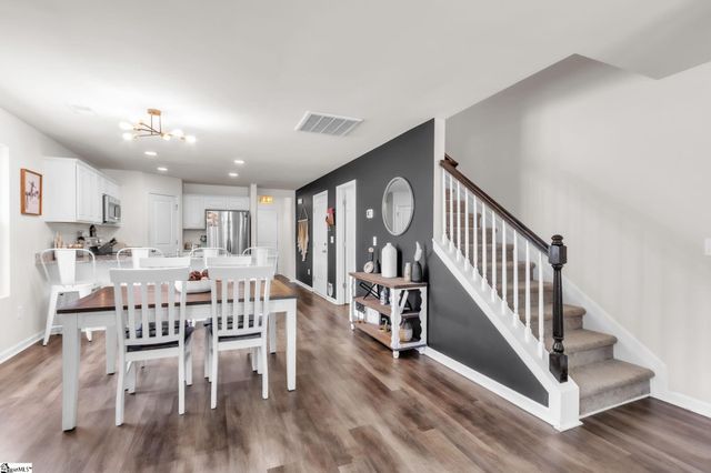 1216 Paramount Drive, Lyman, SC 29365