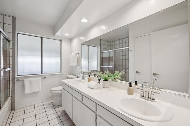 2247 Kenry Way, South San Francisco, CA 94080