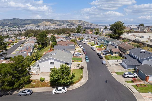 2247 Kenry Way, South San Francisco, CA 94080