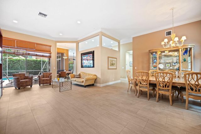 77 NW 108th Way, Plantation, FL 33324