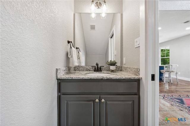 13554 Knob Hill Road, Rogers, TX 76569