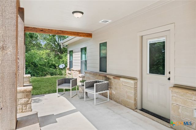 13554 Knob Hill Road, Rogers, TX 76569