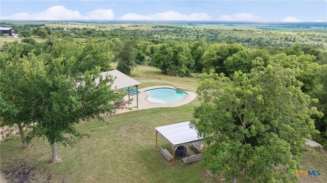 13554 Knob Hill Road, Rogers, TX 76569