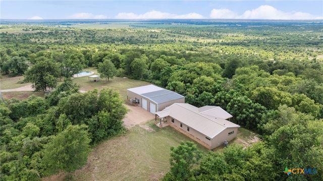13554 Knob Hill Road, Rogers, TX 76569