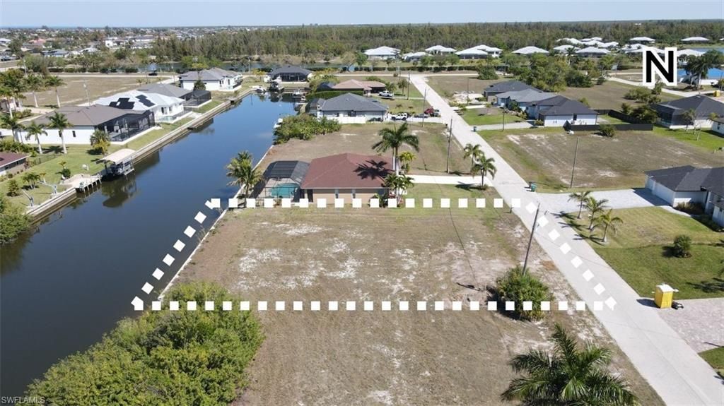 Image 4 of property listing at 2344 NW 38th PL, Cape Coral, FL 33993