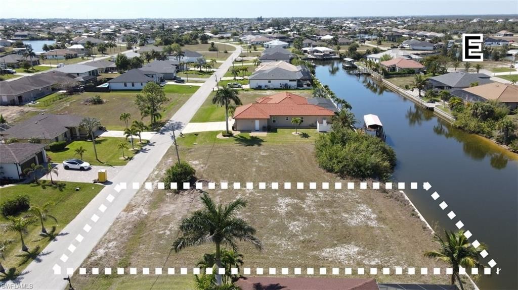 Image 8 of property listing at 2344 NW 38th PL, Cape Coral, FL 33993