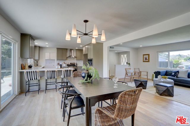 476 Jeanne Court, Newbury Park, CA 91320
