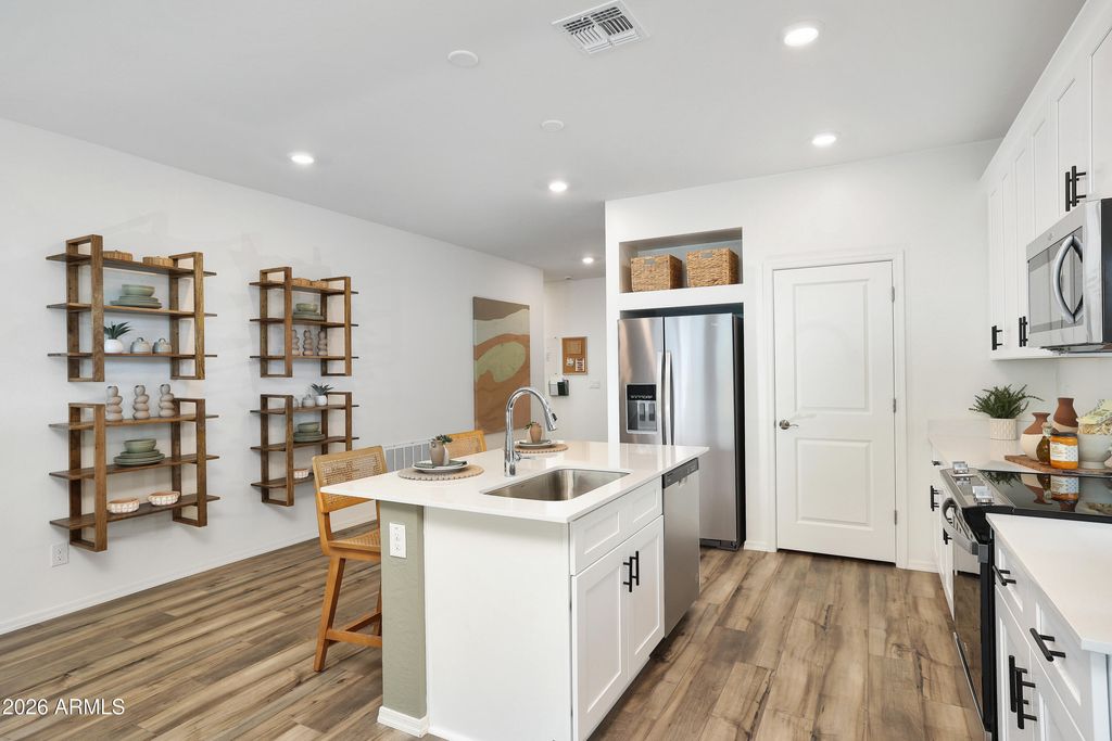 18106 W CALLE LEJOS Road, Surprise, AZ 85387 — photo 4