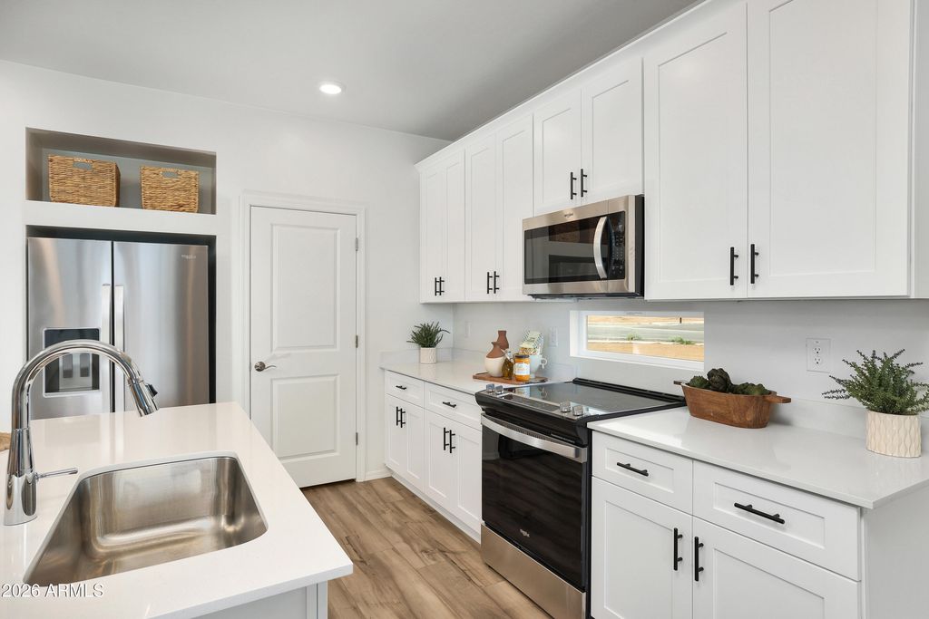 18106 W CALLE LEJOS Road, Surprise, AZ 85387 — photo 5
