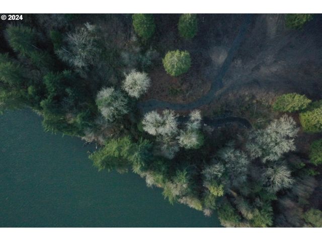 26 EDGE WATER Dr, Cathlamet, WA 98612