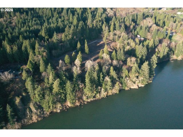 26 EDGE WATER Dr, Cathlamet, WA 98612