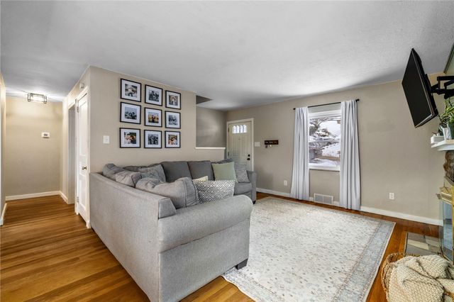 1516 Prospect Road, Baldwin Boro, PA 15227