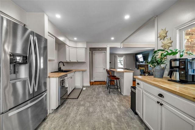 1516 Prospect Road, Baldwin Boro, PA 15227