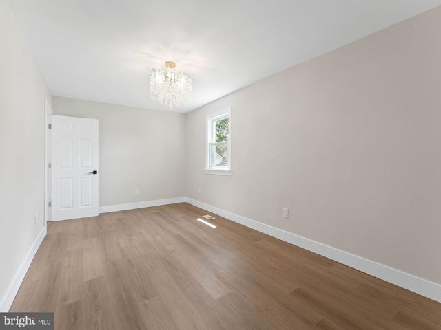 607 W MADISON AVE, Magnolia, NJ 08049
