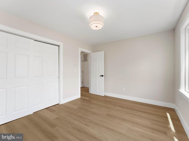 607 W MADISON AVE, Magnolia, NJ 08049