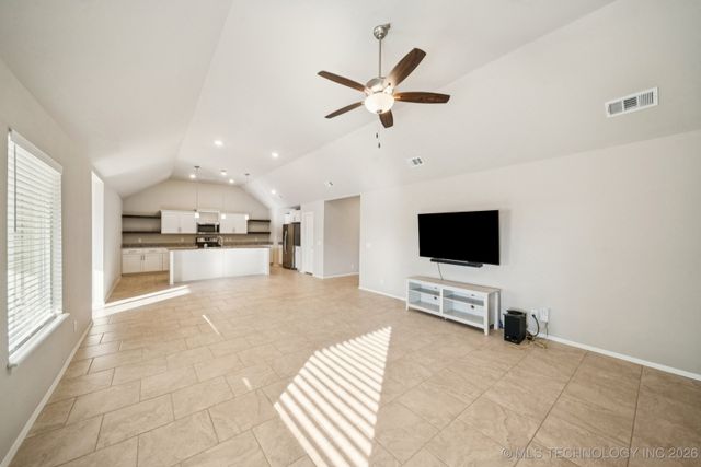 7112 S Kalanchoe Avenue, Broken Arrow, OK 74011