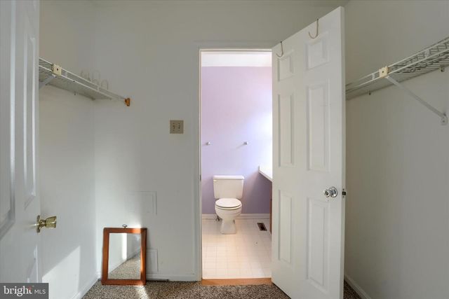 1066 W FOXCROFT DR, Camp Hill, PA 17011