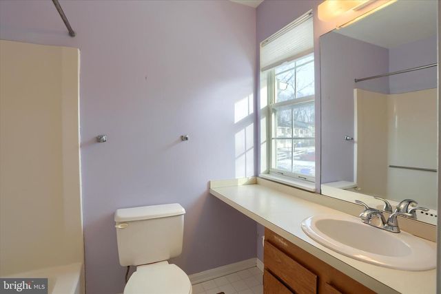 1066 W FOXCROFT DR, Camp Hill, PA 17011