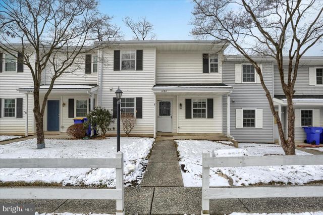 1066 W FOXCROFT DR, Camp Hill, PA 17011