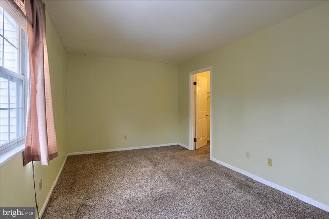 1066 W FOXCROFT DR, Camp Hill, PA 17011