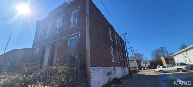 4037 Pleasant Street, St Louis, MO 63107