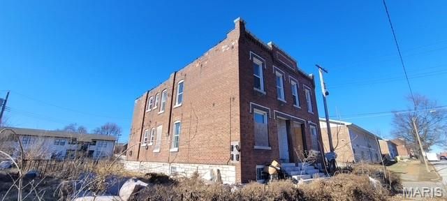 4037 Pleasant Street, St Louis, MO 63107