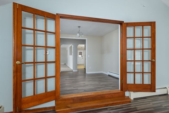 105 Railroad St, Belchertown, MA 01007