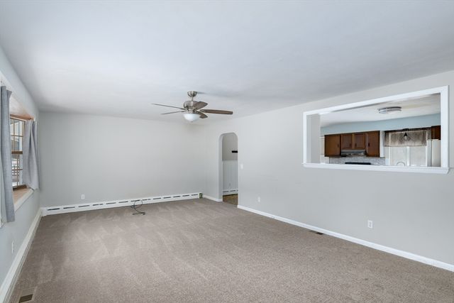 105 Railroad St, Belchertown, MA 01007