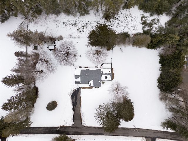 105 Railroad St, Belchertown, MA 01007