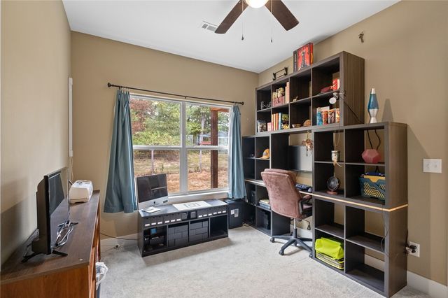 10866 Hodge Lane, Gravette, AR 72736