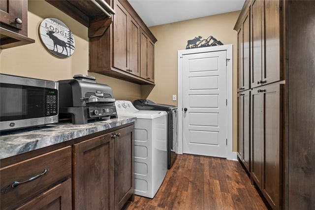 10866 Hodge Lane, Gravette, AR 72736