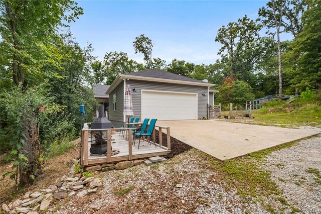 10866 Hodge Lane, Gravette, AR 72736
