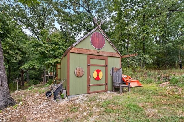 10866 Hodge Lane, Gravette, AR 72736