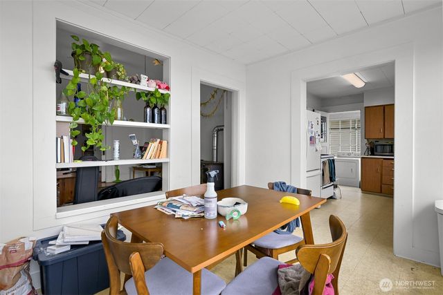 631 N forest Street, Bellingham, WA 98225