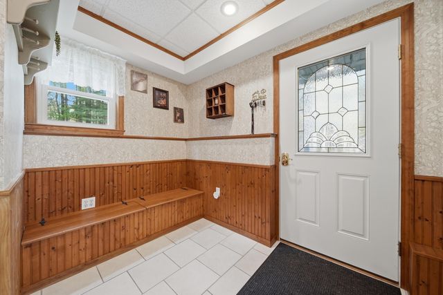 26 Mayflower Drive, Litchfield, NH 03052