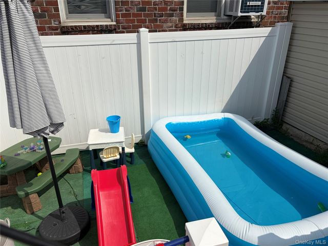6069 80th Avenue, Ridgewood, NY 11385