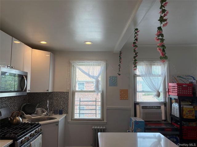 6069 80th Avenue, Ridgewood, NY 11385