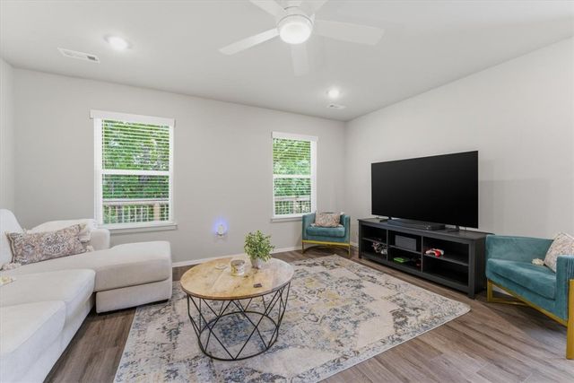 2670 Broken Spoke Lane, Farmington, AR 72730