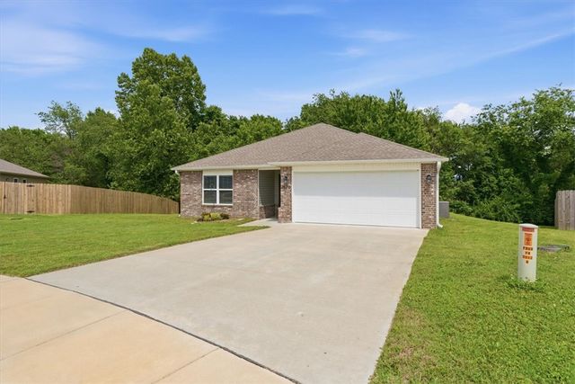 2670 Broken Spoke Lane, Farmington, AR 72730