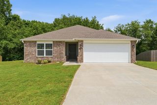 2670 Broken Spoke Lane, Farmington, AR 72730