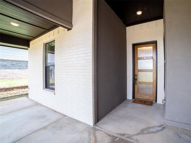 2124 El Cajon Street, Edmond, OK 73034