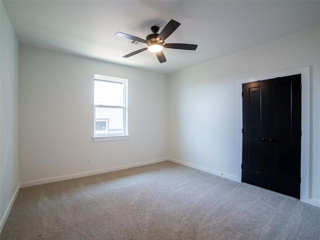 2124 El Cajon Street, Edmond, OK 73034