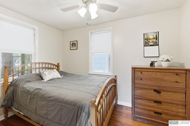 1955 S 11th Street, Omaha, NE 68108