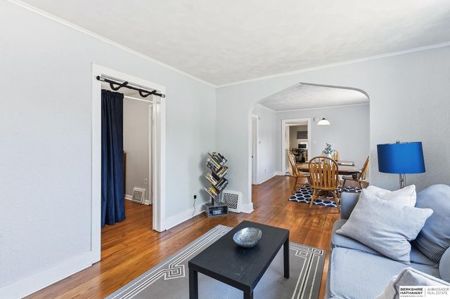 1955 S 11th Street, Omaha, NE 68108