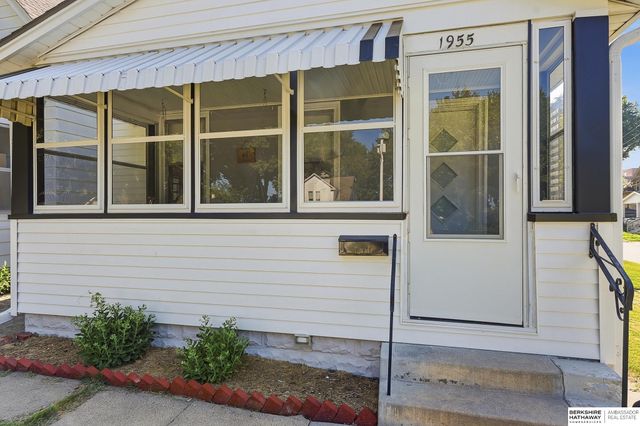 1955 S 11th Street, Omaha, NE 68108