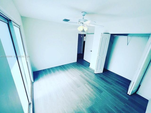 7128 SW 22nd St 7128, Miami, FL 33155