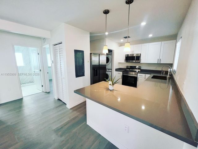 7128 SW 22nd St 7128, Miami, FL 33155